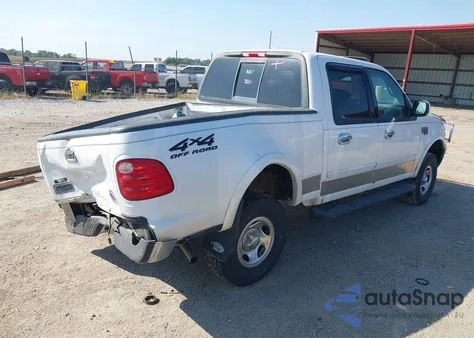 2002 Ford F-150 Lariat/Xlt из США, поврежденный, VIN 1FTRW08L32KB50745